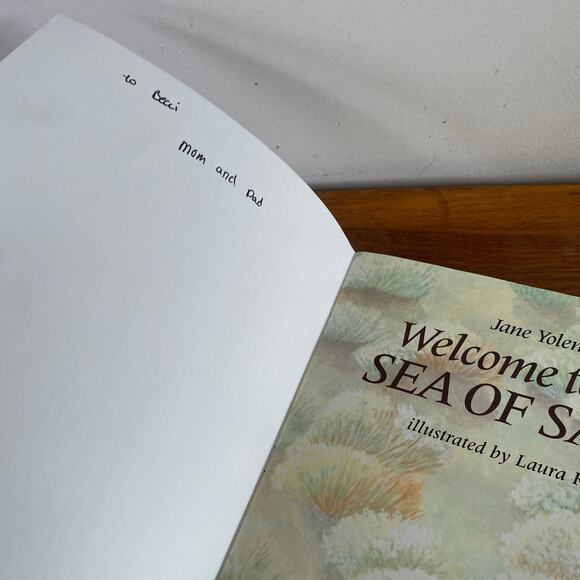Vintage 1997 Welcome To The Sea Of Sand Paperback Book - Picture 2 of 7